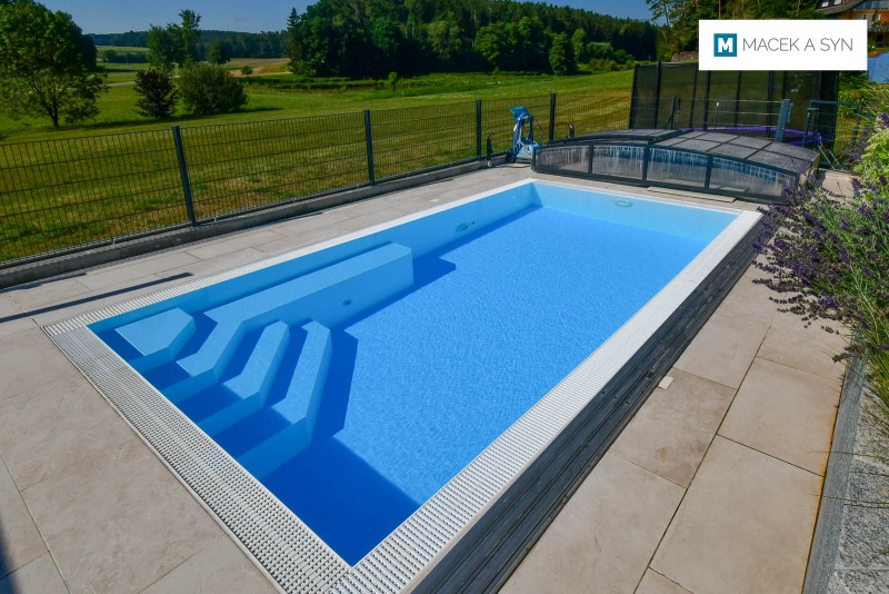 Schwimmbecken 5,9m*3m*1,4m, Heilsbronn, Deustchland, Realisierung 2016